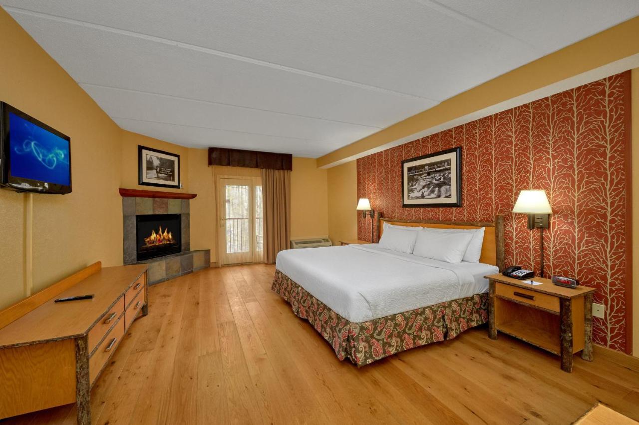 Bearskin Lodge On The River Gatlinburg Εξωτερικό φωτογραφία