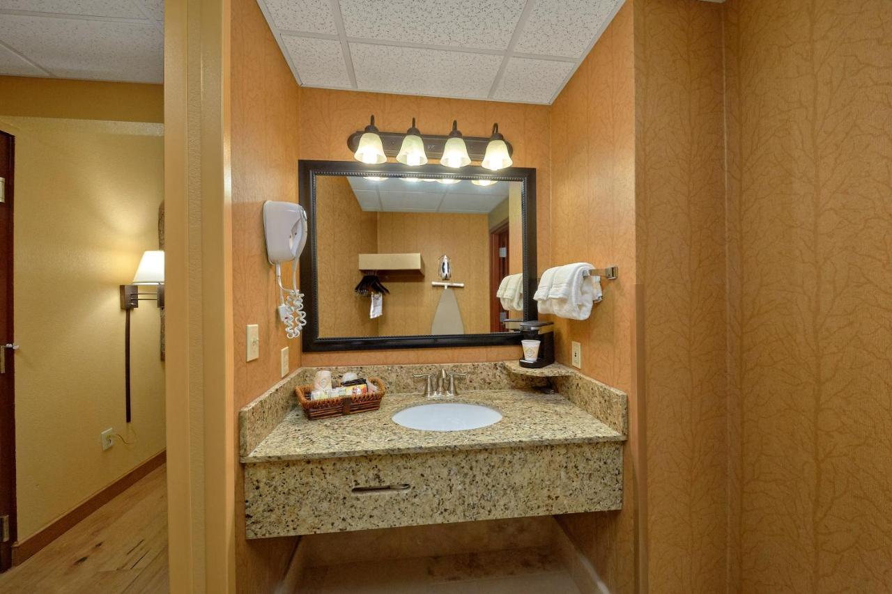 Bearskin Lodge On The River Gatlinburg Εξωτερικό φωτογραφία