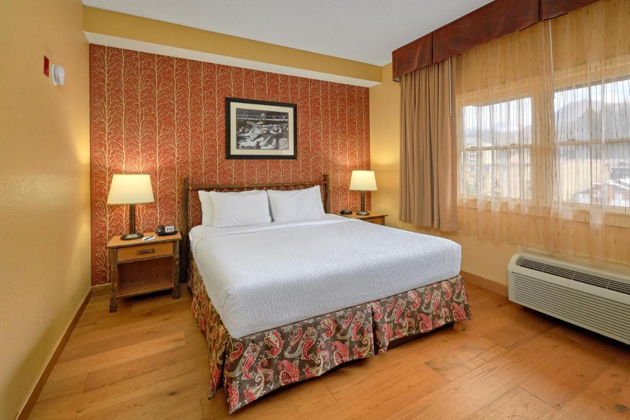 Bearskin Lodge On The River Gatlinburg Εξωτερικό φωτογραφία