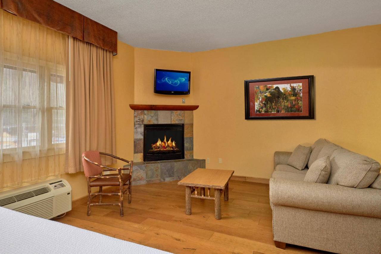Bearskin Lodge On The River Gatlinburg Εξωτερικό φωτογραφία